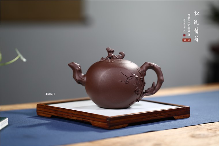 李玉莲作品 松鼠葡萄图片