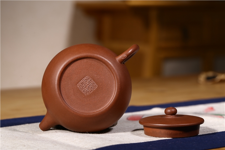 葛岳纯作品 桑扁壶