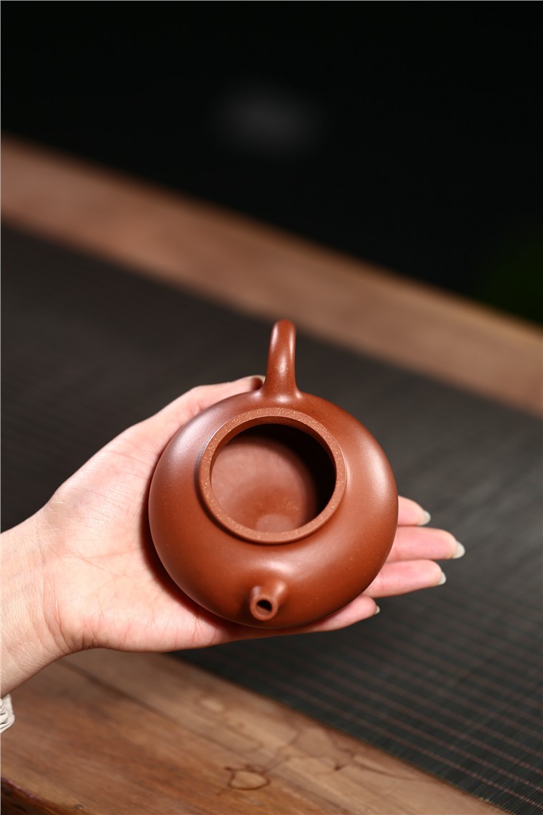 顾旭英作品 容天图片
