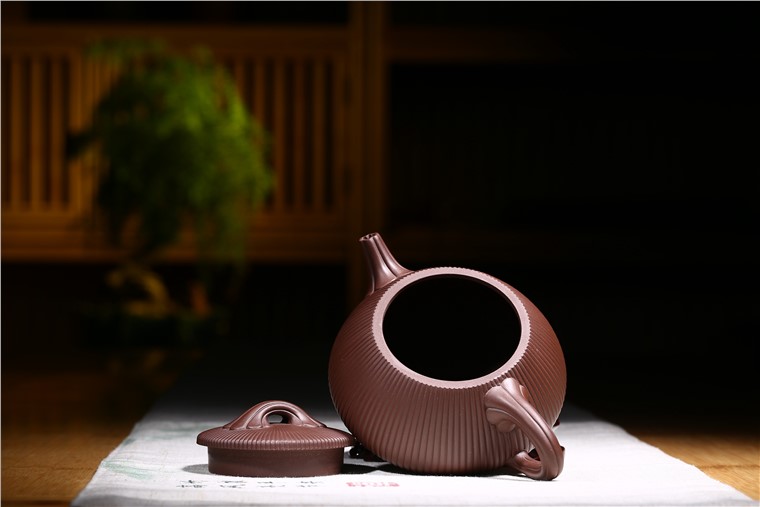 蒋春帆作品 筋纹石瓢图片