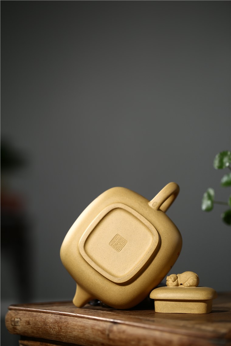 张剑作品 金猪纳福