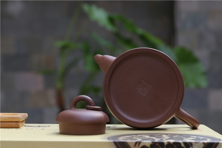 许成权作品 圈盖