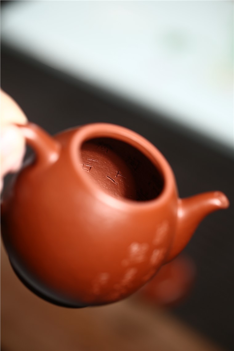 郁晴作品 鱼乐