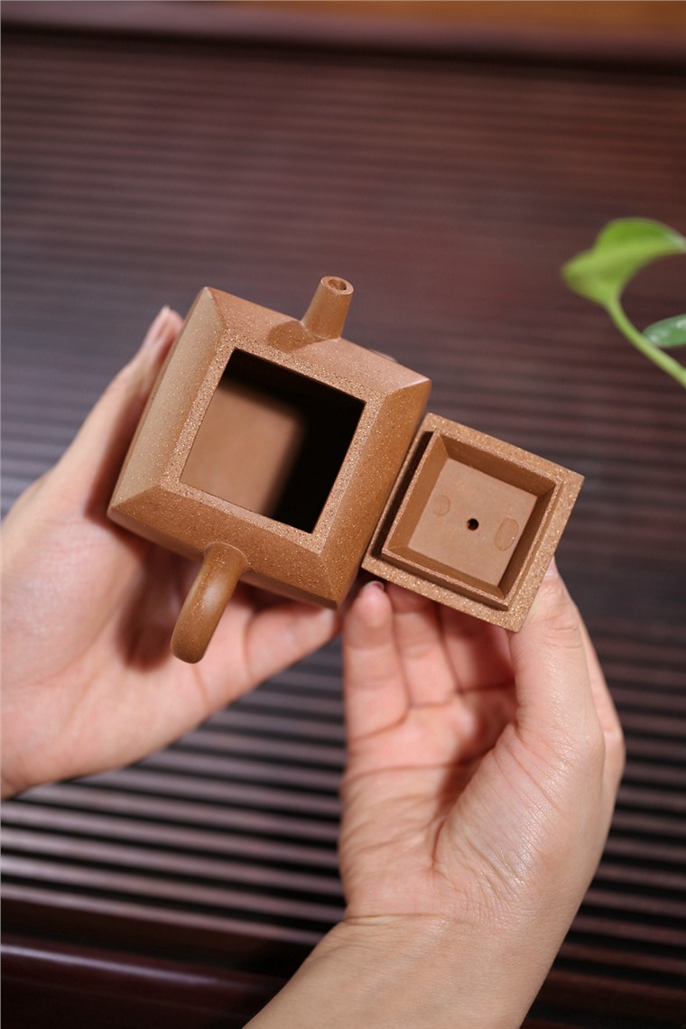 张剑作品 四方巨轮图片
