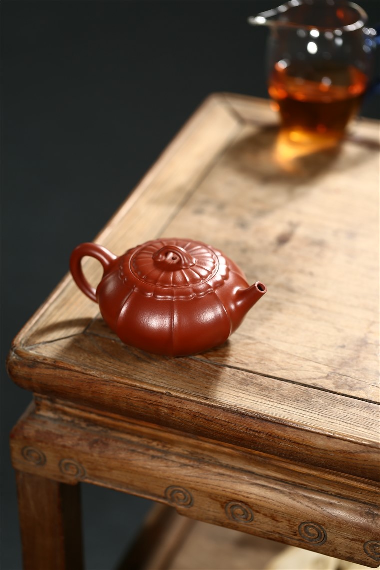 郁晴作品 宝莲图片
