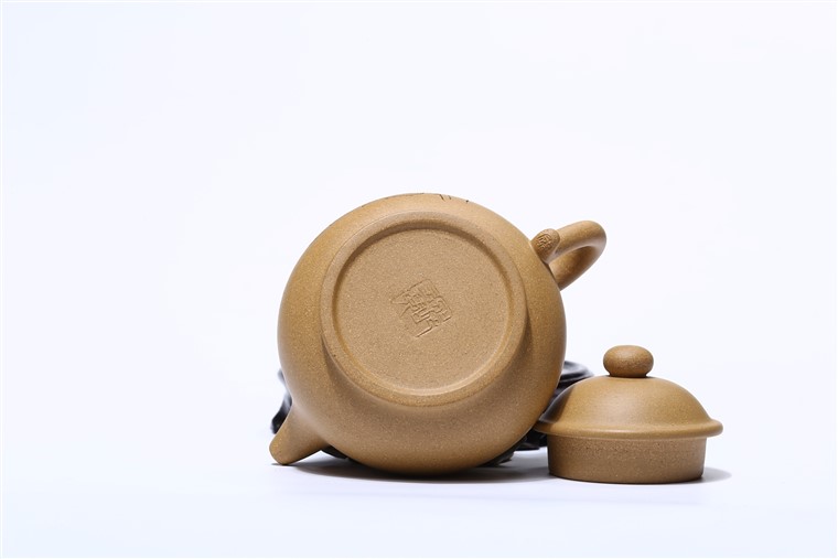 邵云琴作品 潘壶