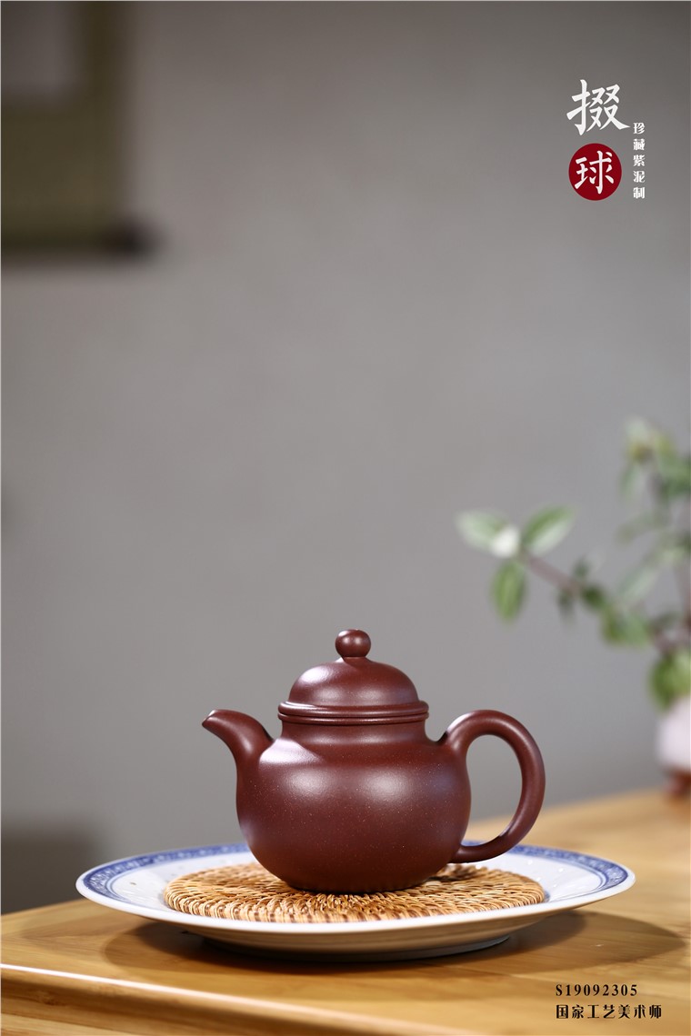 张雪军作品 掇球图片