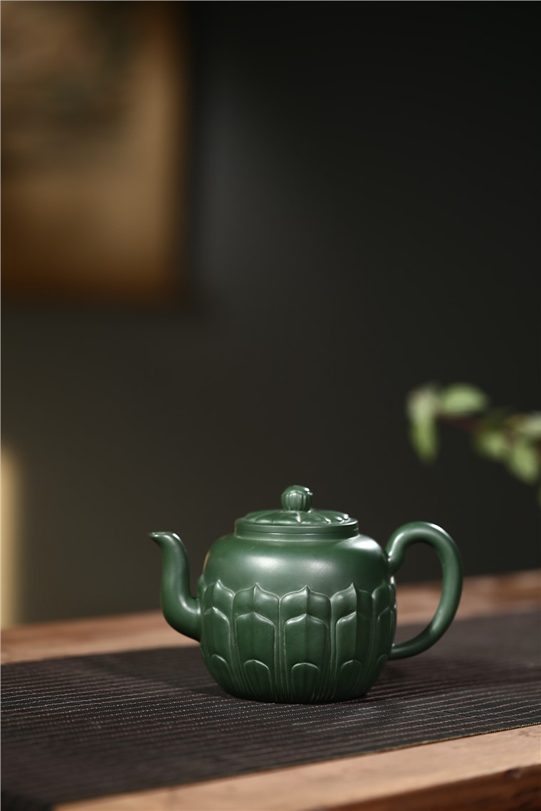 张剑作品 梵莲套具图片