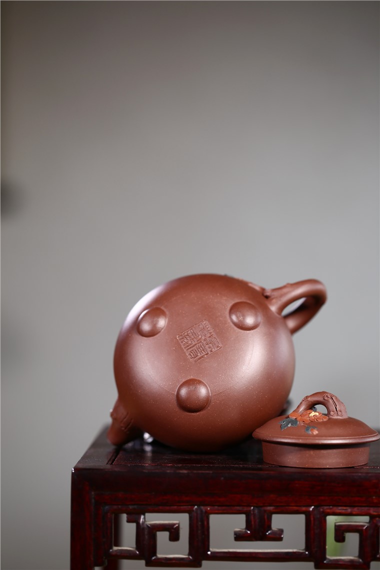 吴赛春作品 凤穿牡丹