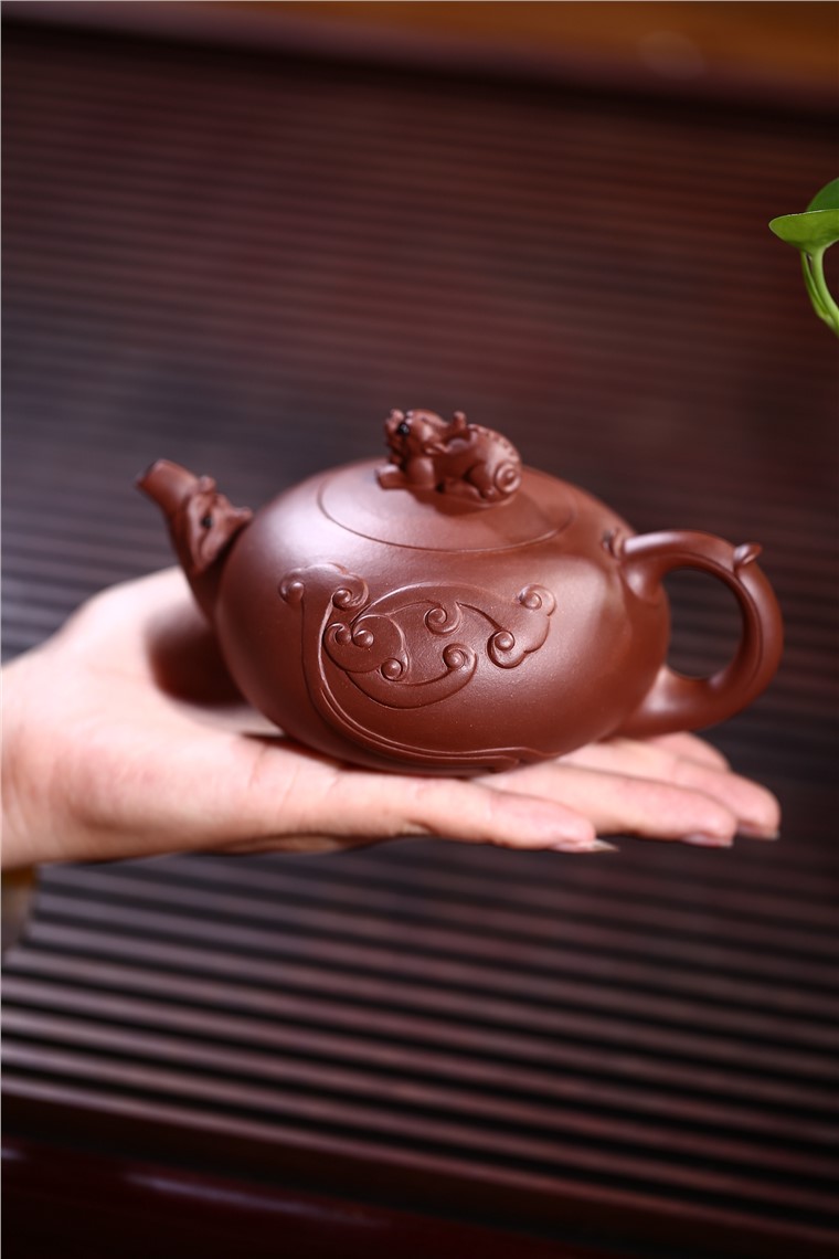 顾旭英作品 如意龙图片