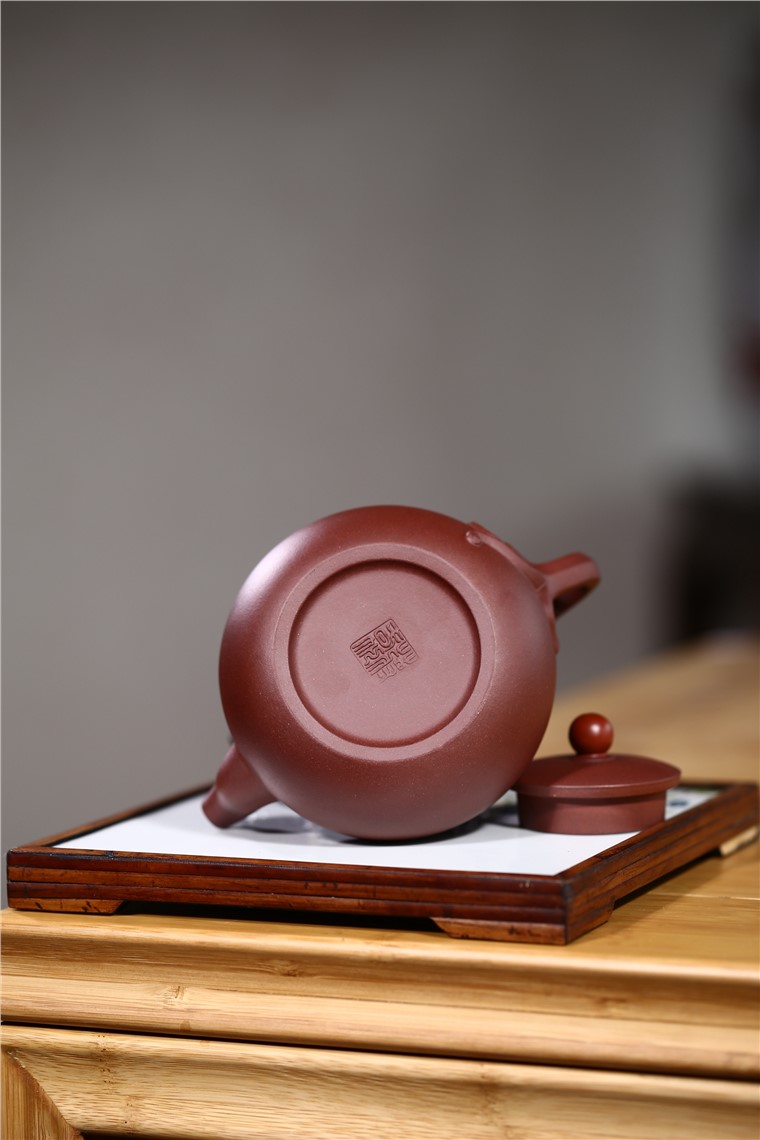 蒋春帆作品 厚德载物