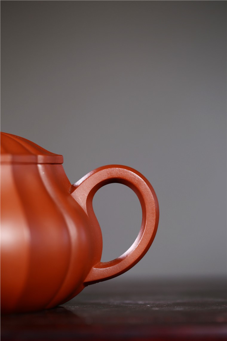 吴赛春作品 八瓣菱花图片