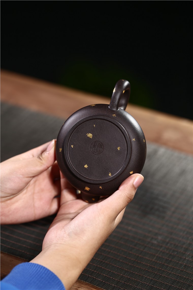 郁晴作品 聚丰