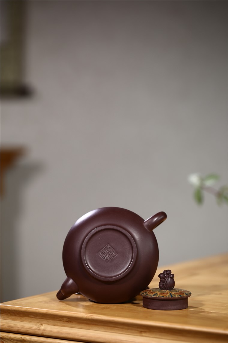 钱海霞作品 孔雀开屏图片