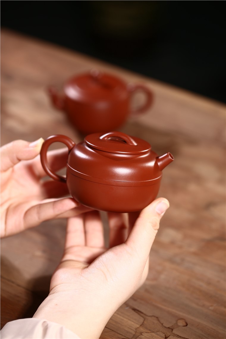 蒋春帆作品 君圆