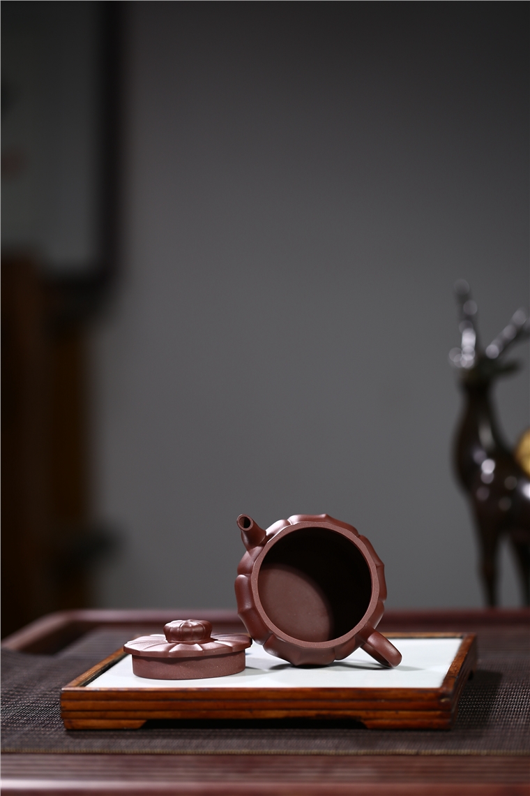 顾旭英作品 小景菱
