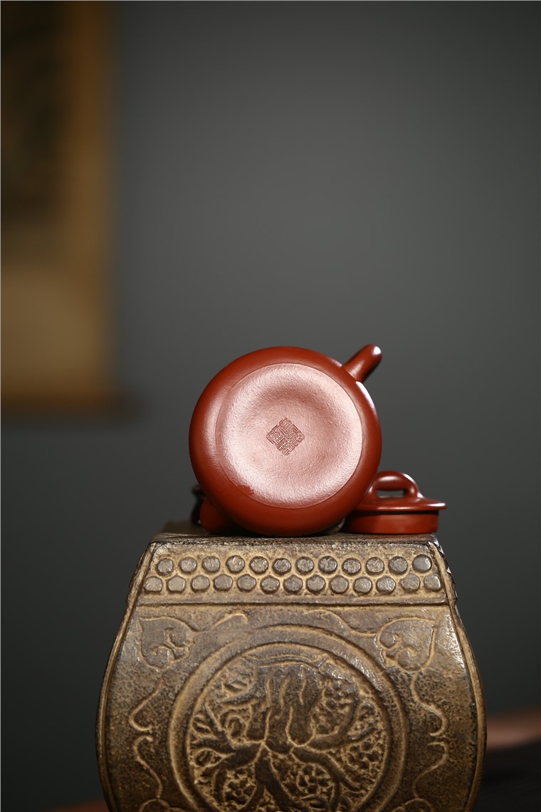 徐勤作品 先知石瓢