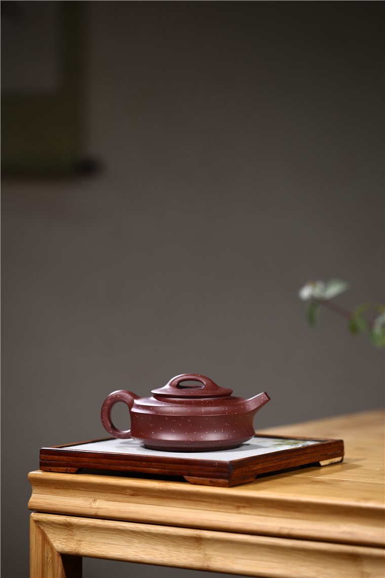 邵云琴作品 线韵周盘