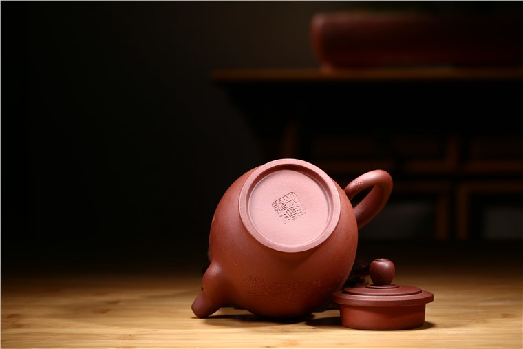 郑求标作品 圣泉