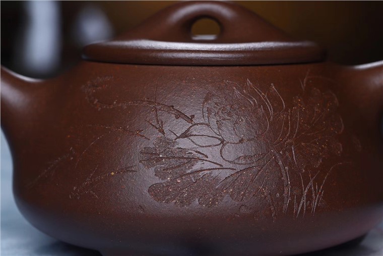 李昌鸿作品 石瓢