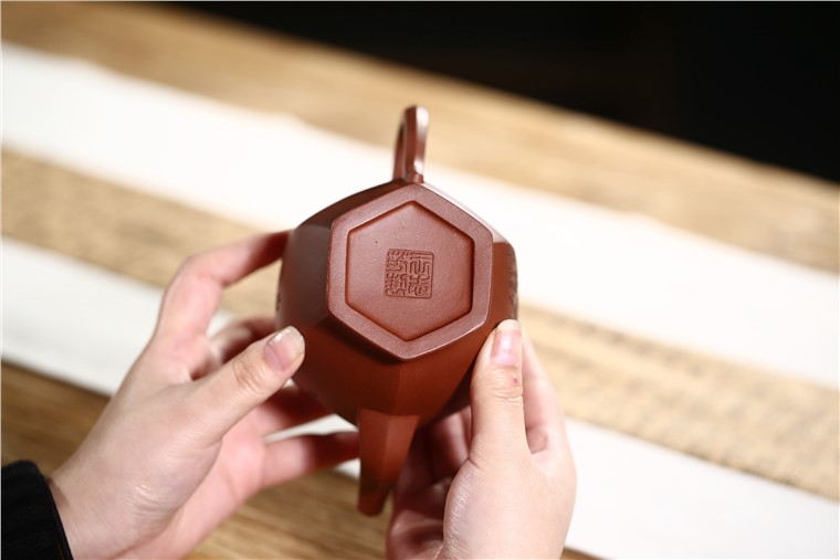 王志芳作品 高六方