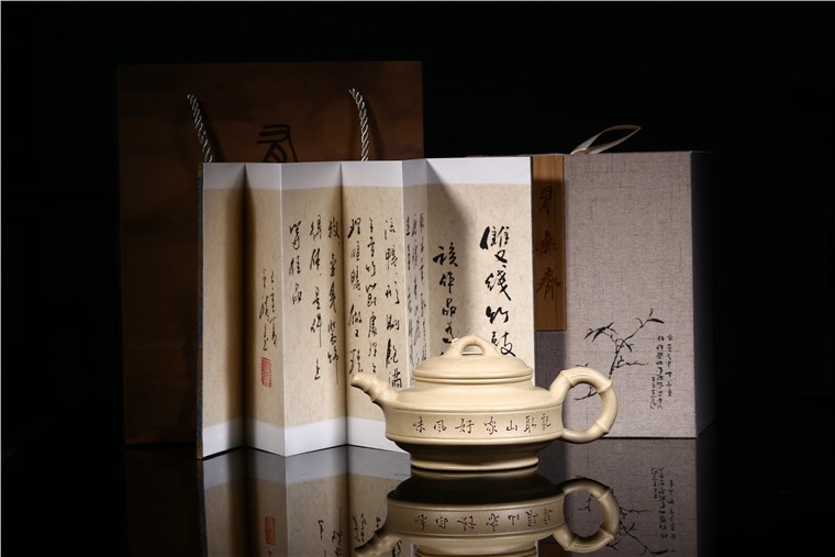 吴贞裕作品 双线竹鼓
