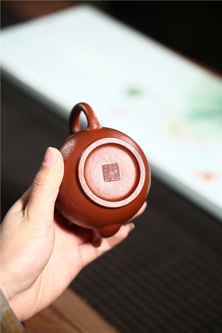 郁晴作品 鱼乐