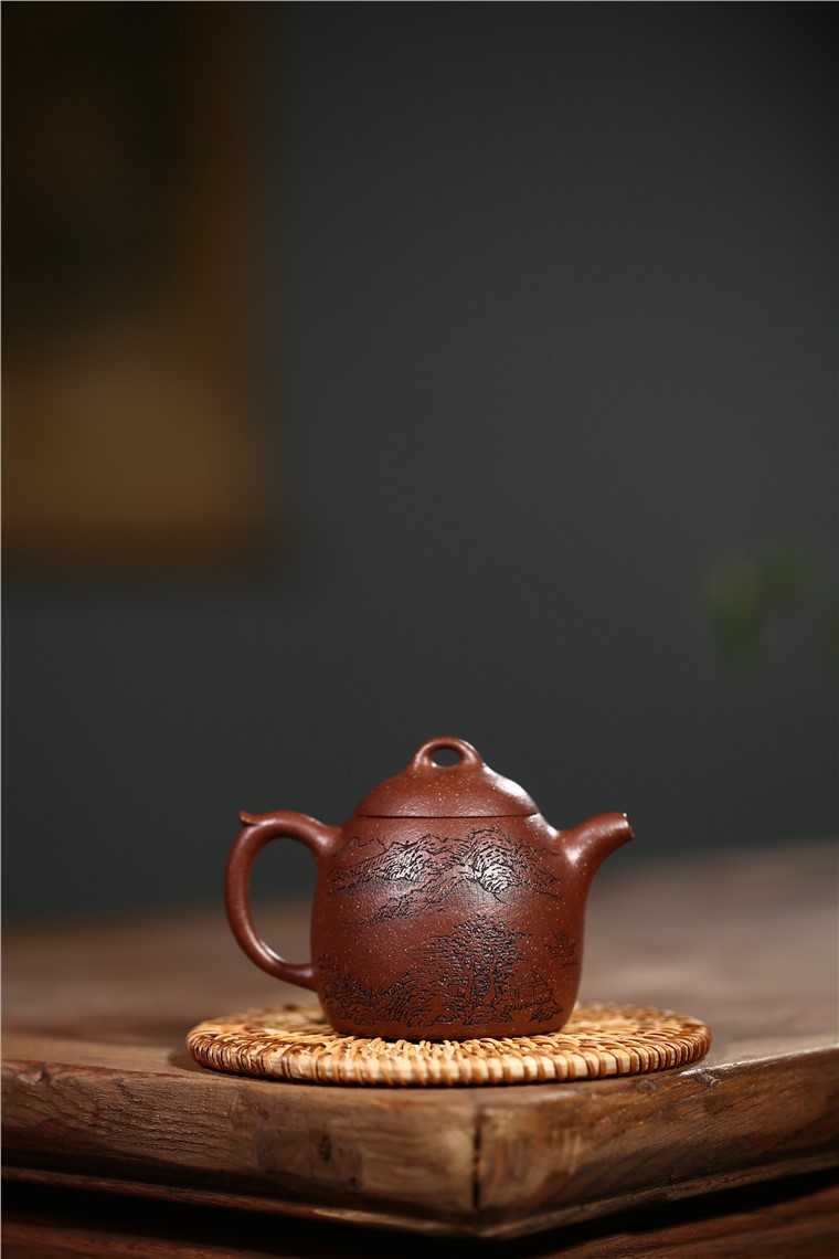 许冠新作品 秦权