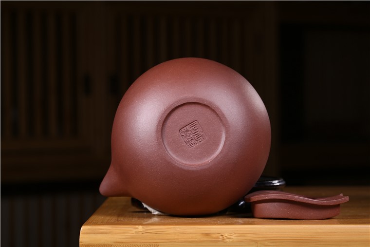 王勤仙作品 太极提梁
