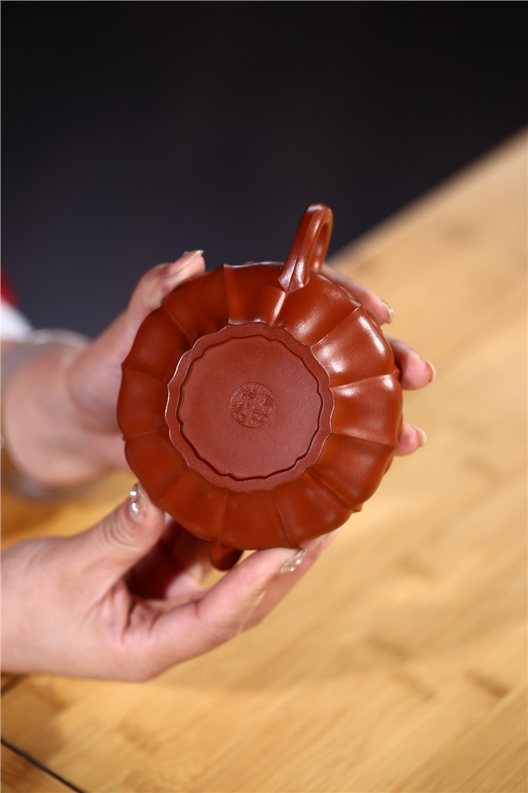 范菊英作品 合菱