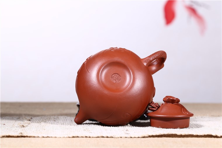 顾旭英作品 鱼化龙