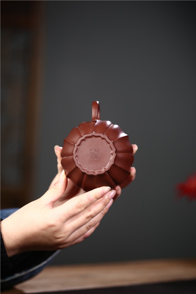 徐勤作品 菱花仙子