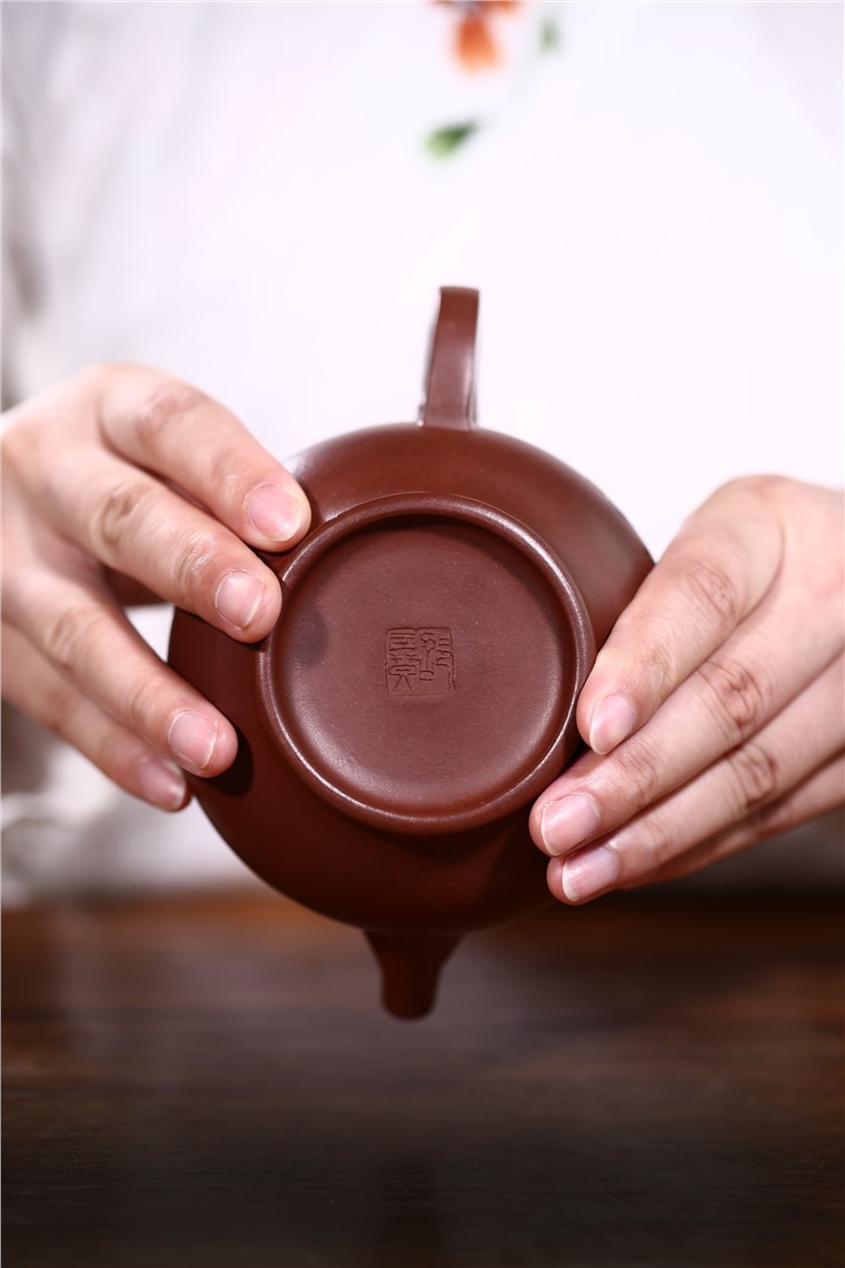 邵云琴作品 归璞