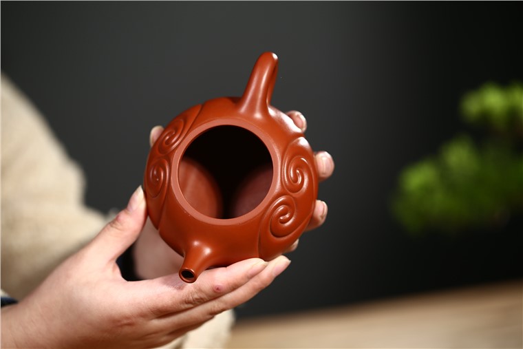 顾旭英作品 如意石瓢图片