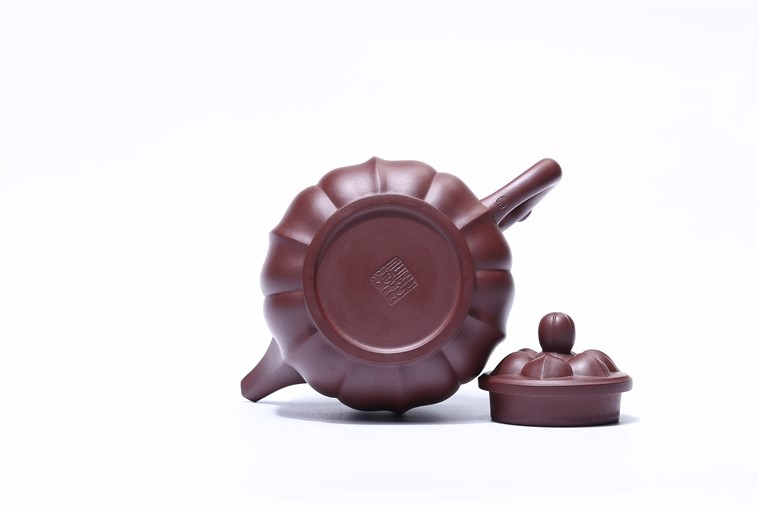 陈水仙作品 菱花启韵