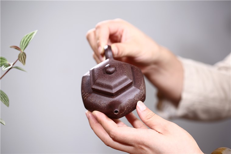 张雪军作品 六方仿古图片