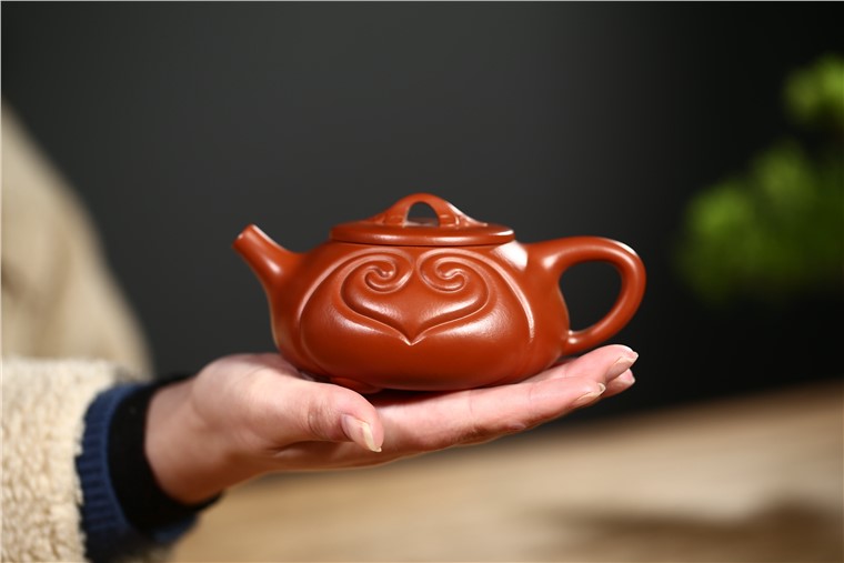顾旭英作品 如意石瓢图片