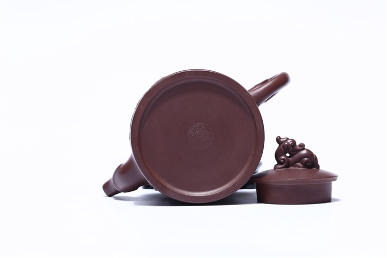 吴吉作品 龙尊