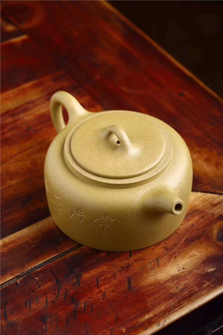 李霓作品 平盖井栏