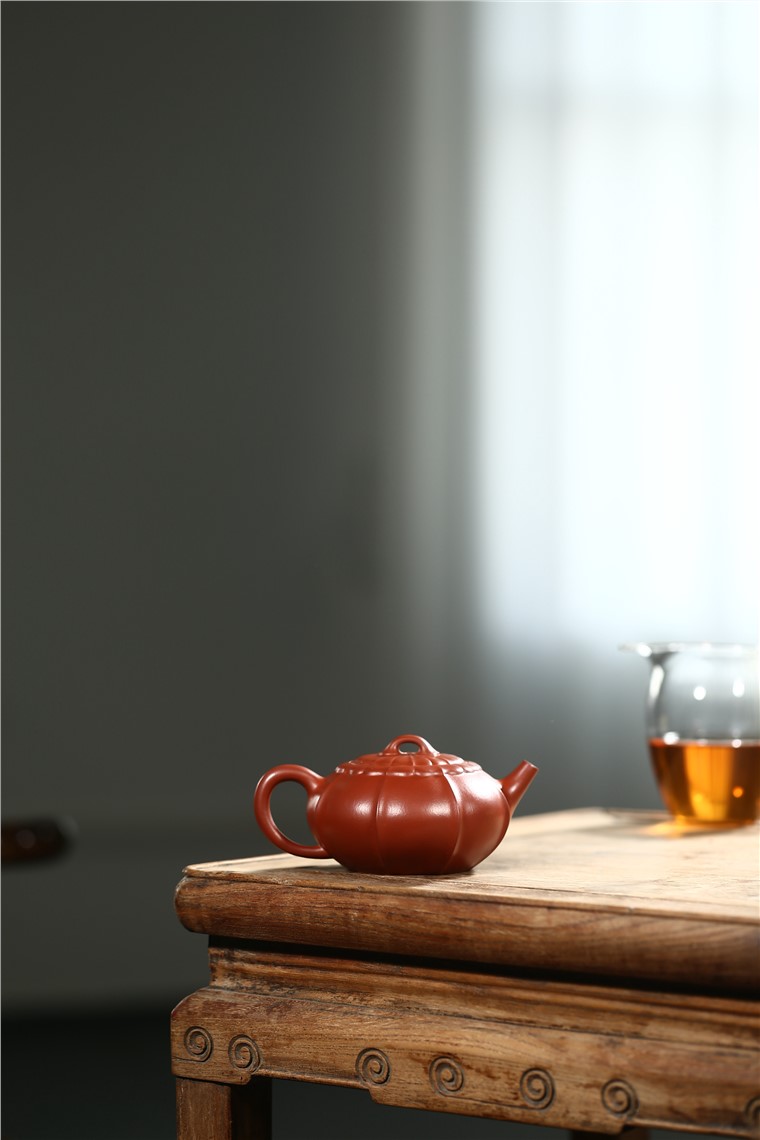 郁晴作品 宝莲图片
