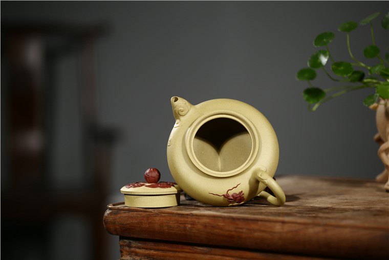 姚华君作品 J19111004
