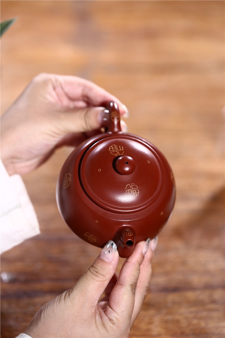 陆新华作品 纳福图片