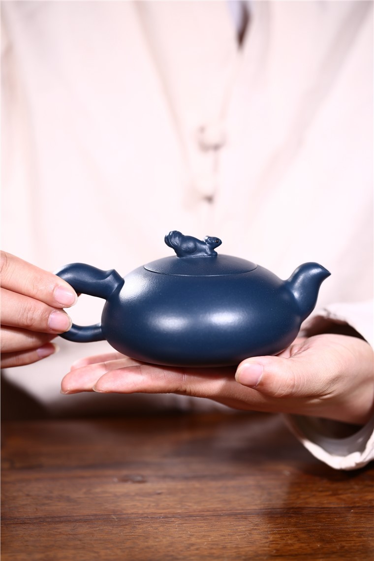 周华强作品 松鼠
