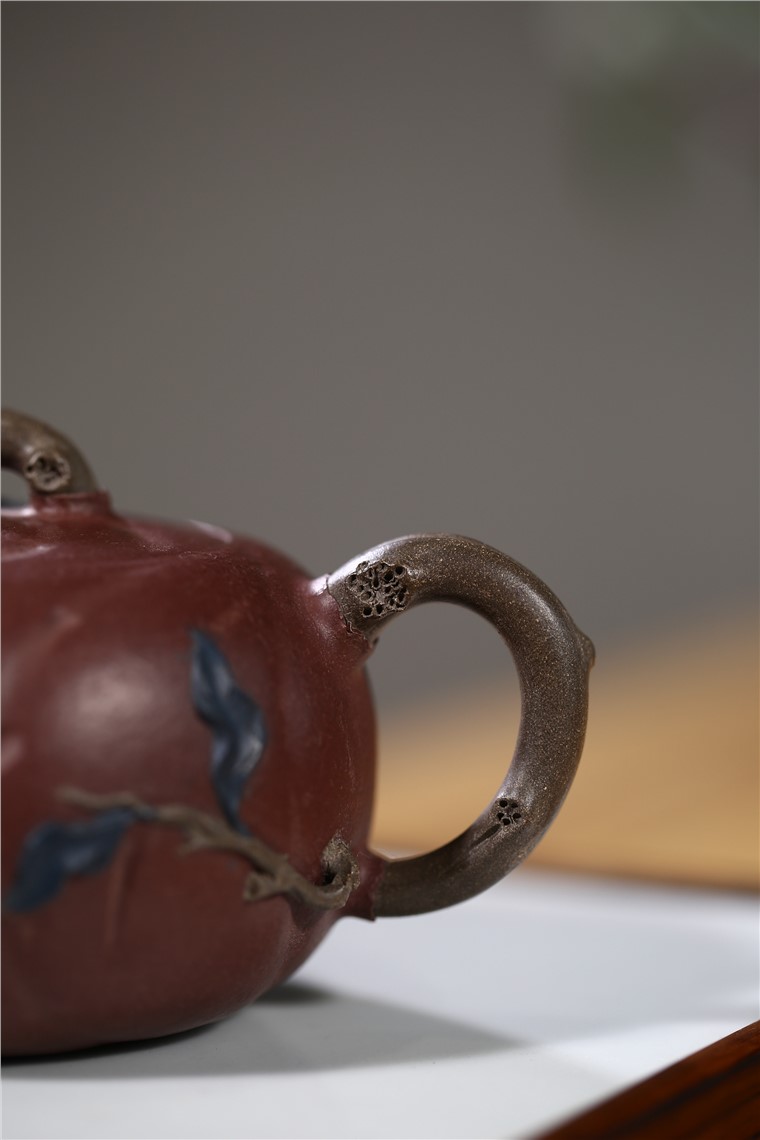 邵云琴作品 春枝蓓蕾