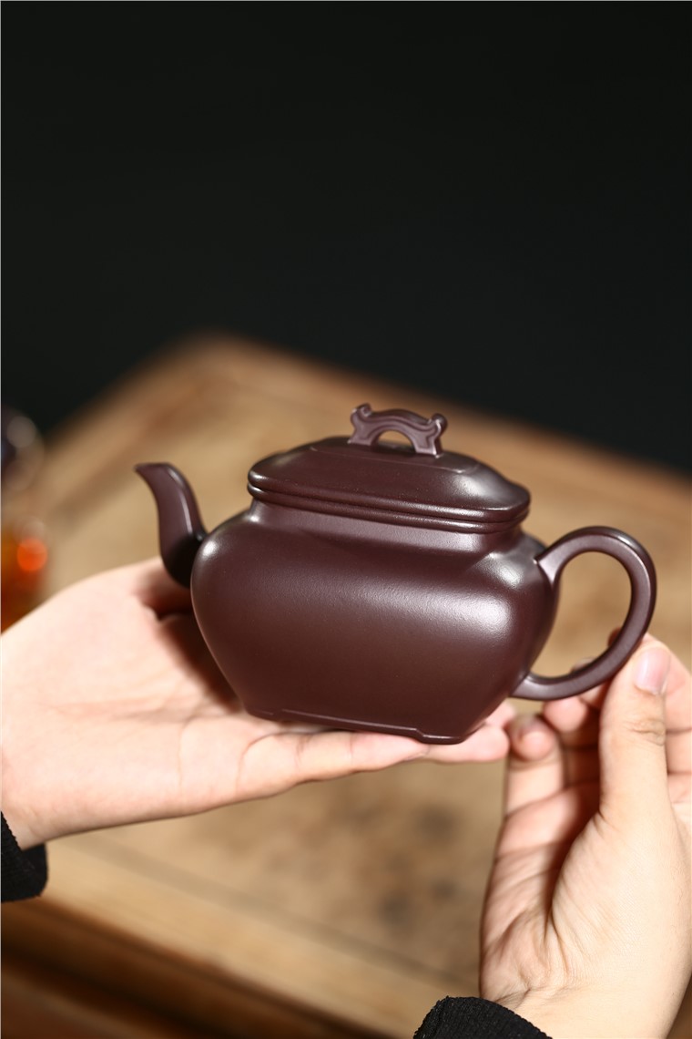 张剑作品 四方桥鼎图片