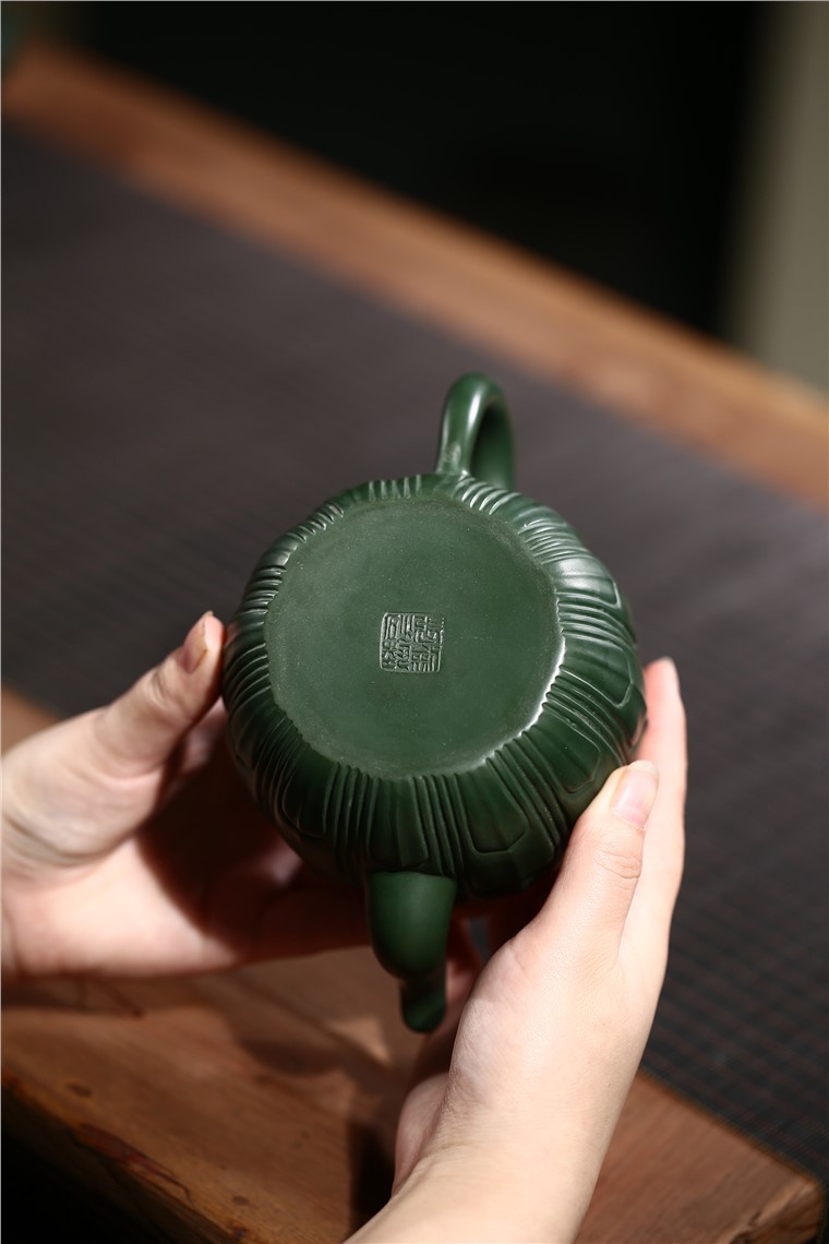 张剑作品 梵莲套具图片