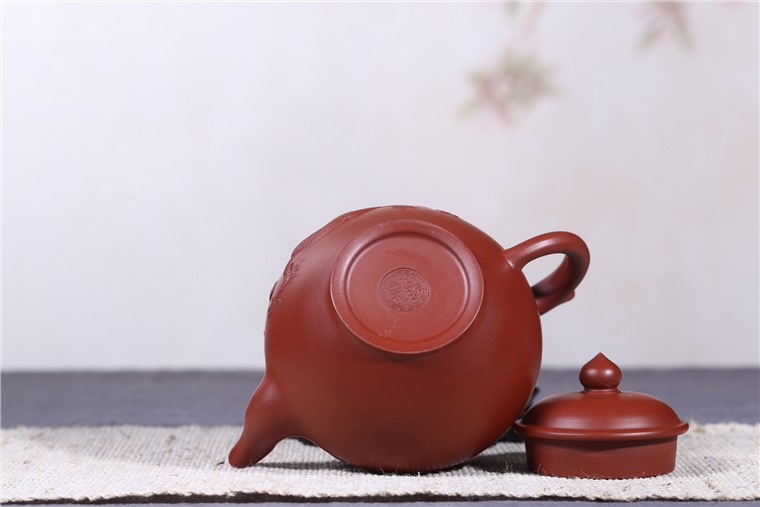 吴吉作品 祥龙笑樱
