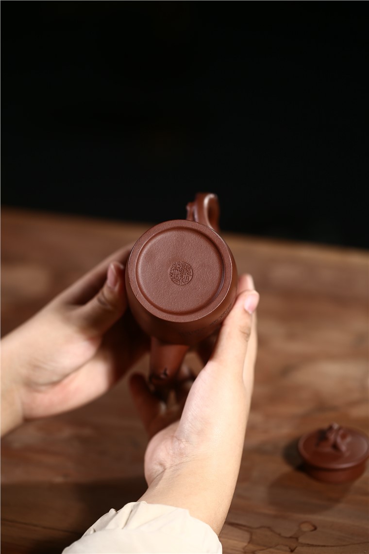 顾旭英作品 高梅桩