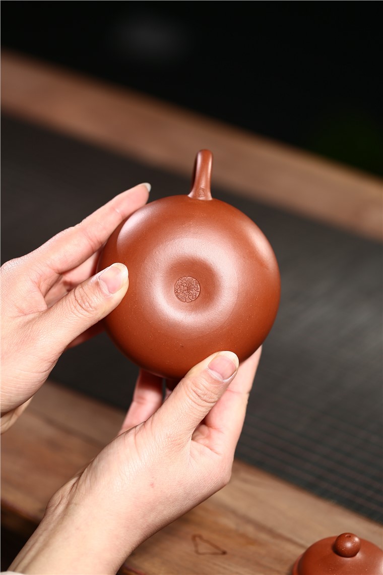 顾旭英作品 容天