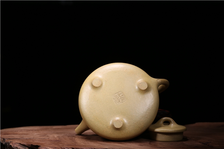 葛岳纯作品 石瓢